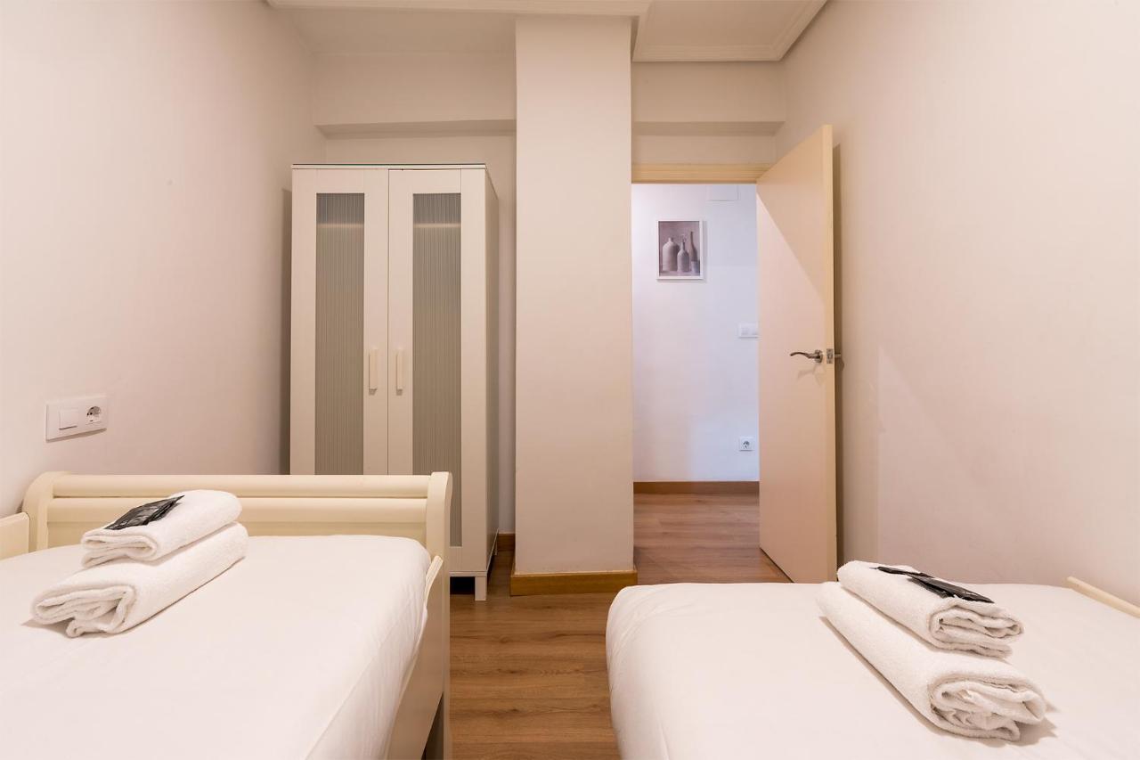 Olabe Apartment By People Rentals Bilbao Exterior photo